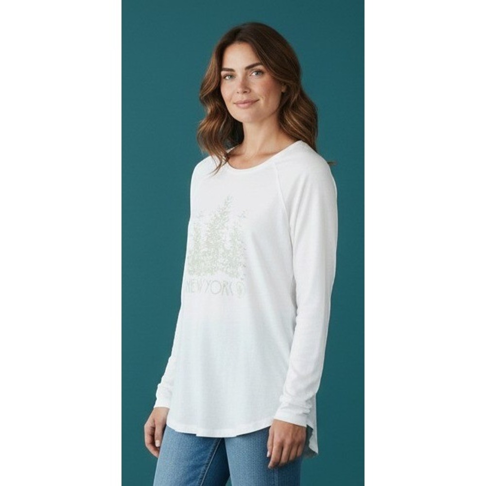 Aerie White Graphic Long Sleeve Tee Shirt Medium